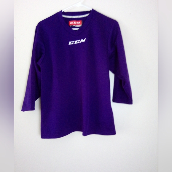 CCM Men's  YOUTH Purple Long Sleeve Shirt SIZE S/M P/M - Picture 4 of 9